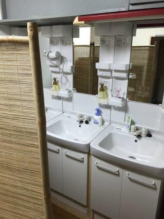 Gomaharu Guesthouse โอซาก้า ภายนอก รูปภาพ