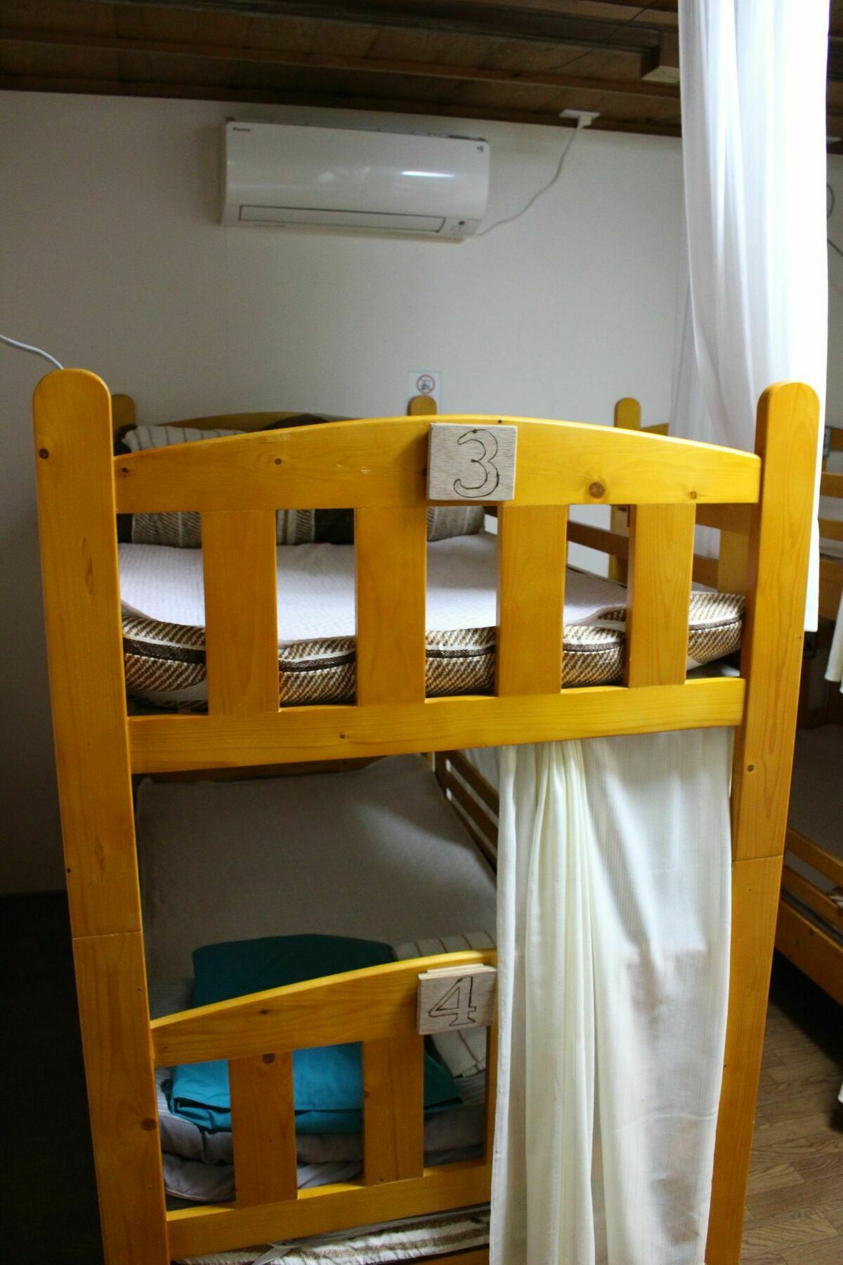 Gomaharu Guesthouse โอซาก้า ภายนอก รูปภาพ