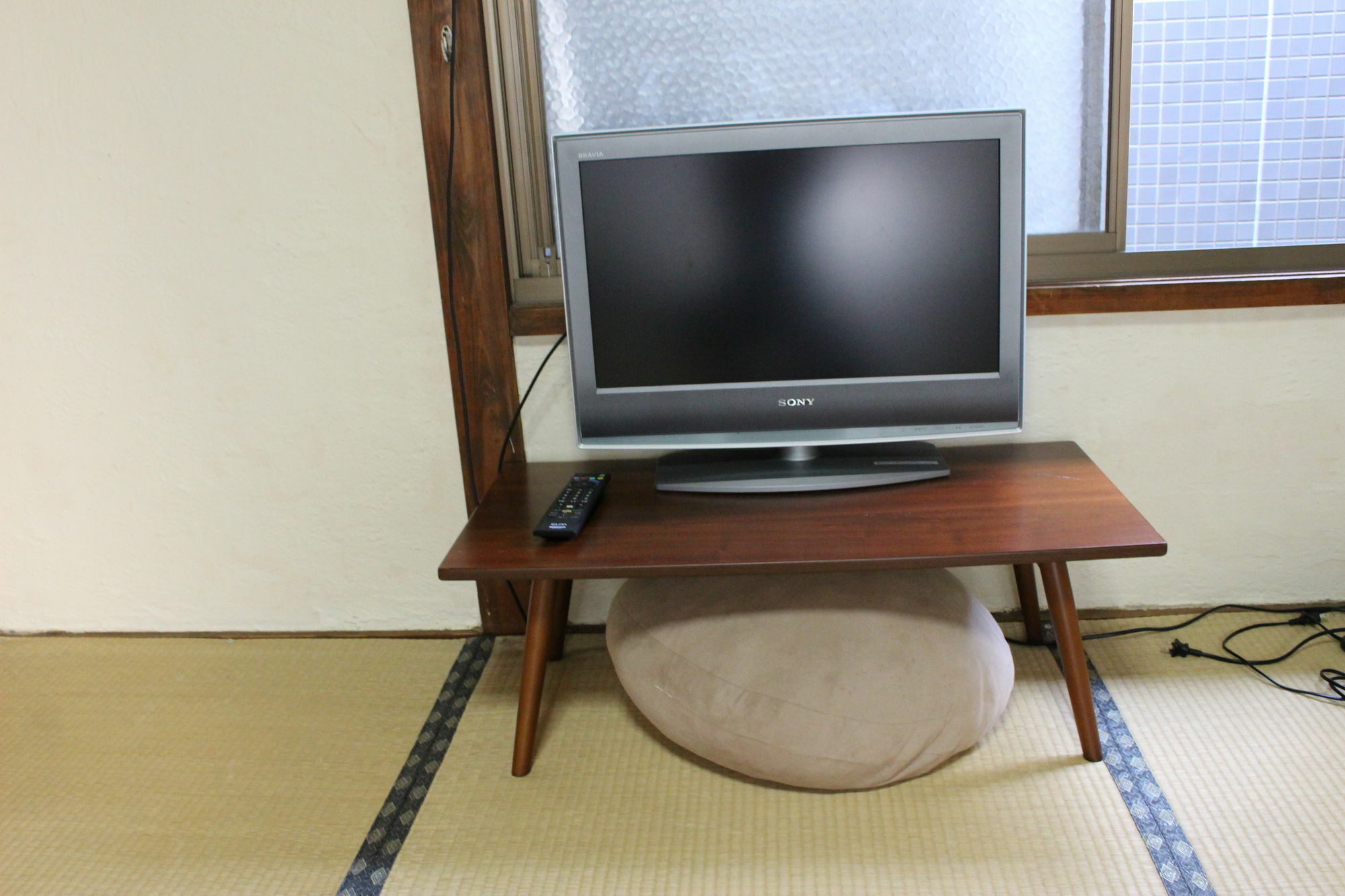 Gomaharu Guesthouse โอซาก้า ภายนอก รูปภาพ