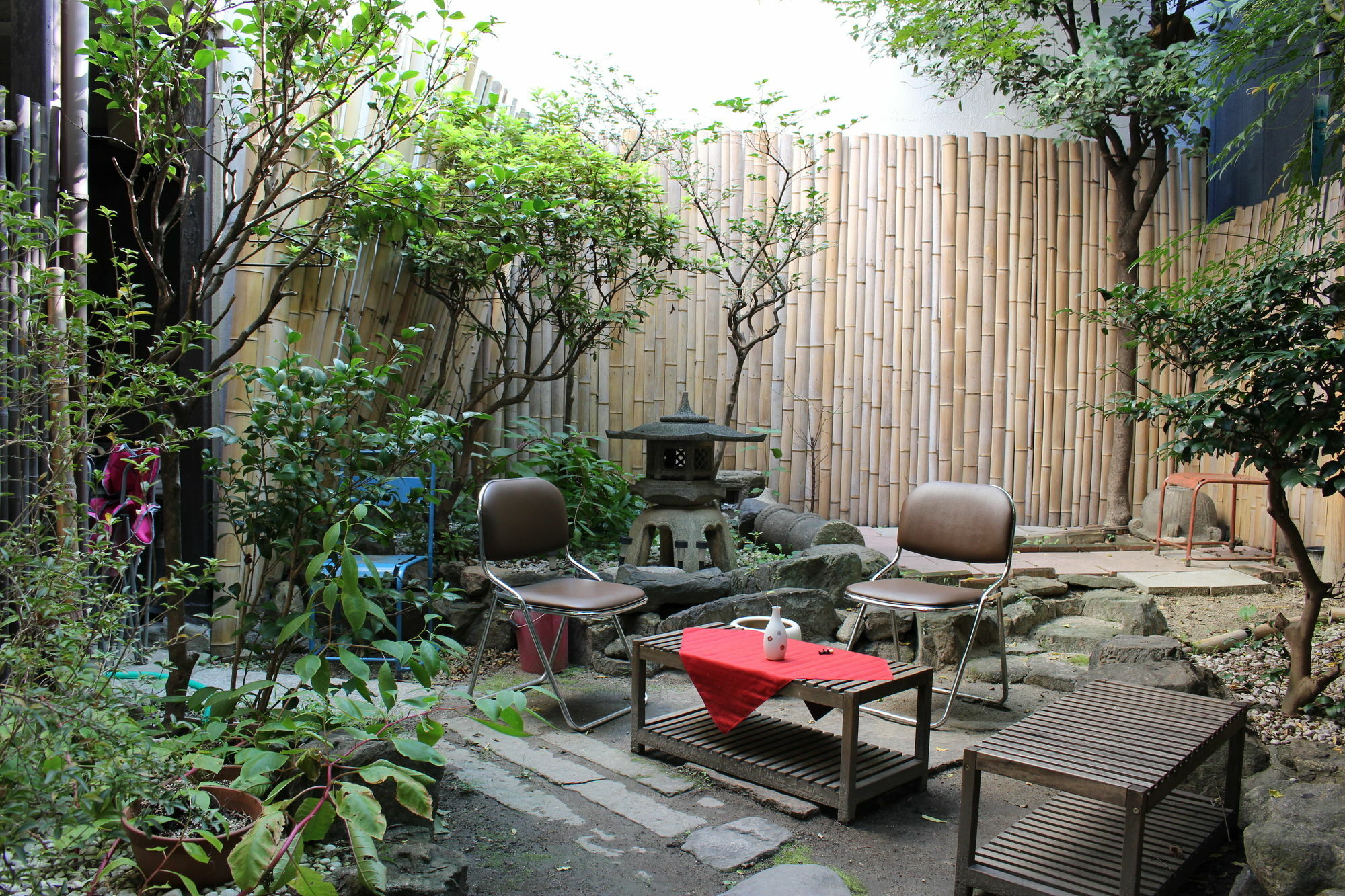 Gomaharu Guesthouse โอซาก้า ภายนอก รูปภาพ